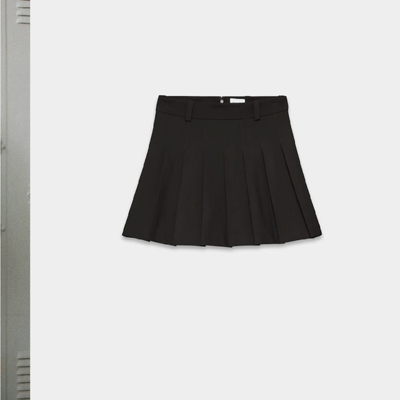 Sunday Best Olive Micro Skirt (Black) - Picture 1 of 2